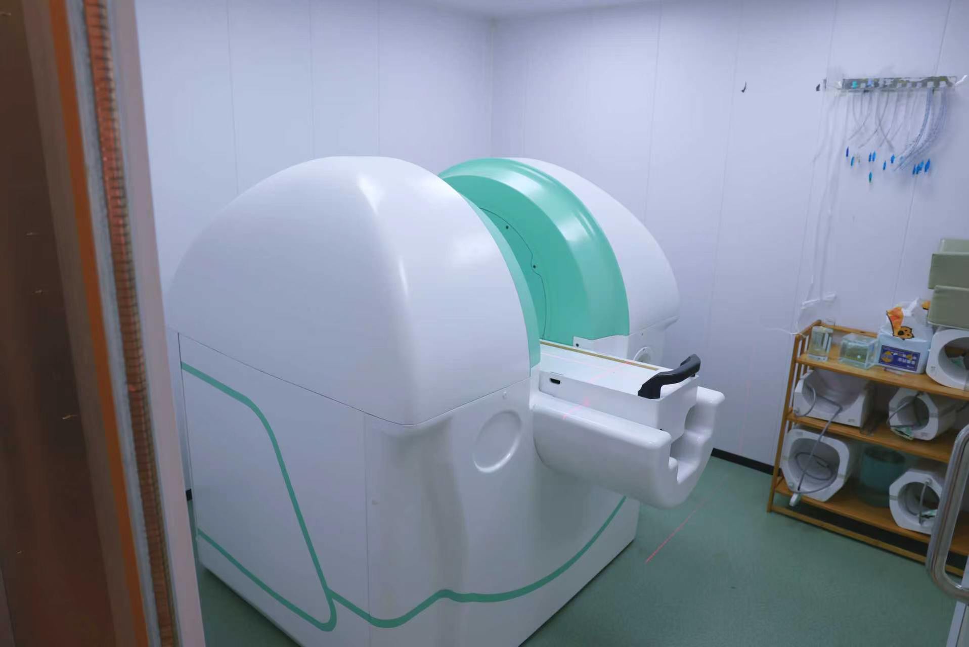 宠爱有家宠物医院核磁共振MRI设备